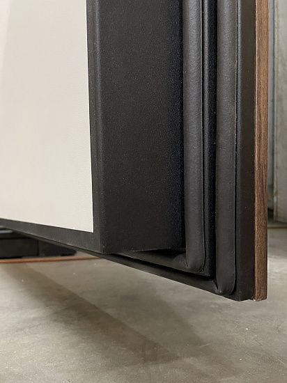 Входная дверь  